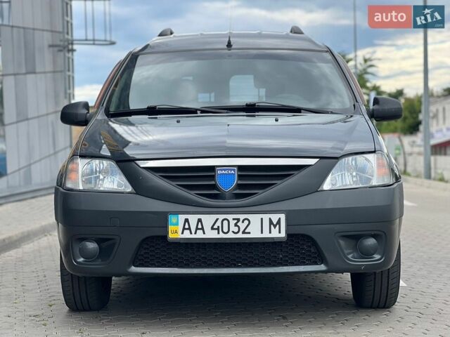 Серый Дачия Логан, объемом двигателя 1.6 л и пробегом 161 тыс. км за 5500 $, фото 1 на Automoto.ua
