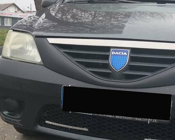 Серый Дачия Логан, объемом двигателя 1.6 л и пробегом 235 тыс. км за 6200 $, фото 1 на Automoto.ua