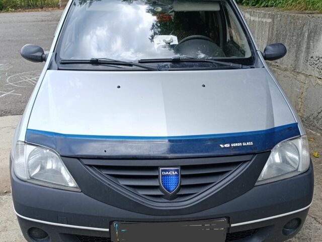 Серый Дачия Логан, объемом двигателя 1 л и пробегом 500 тыс. км за 3750 $, фото 1 на Automoto.ua
