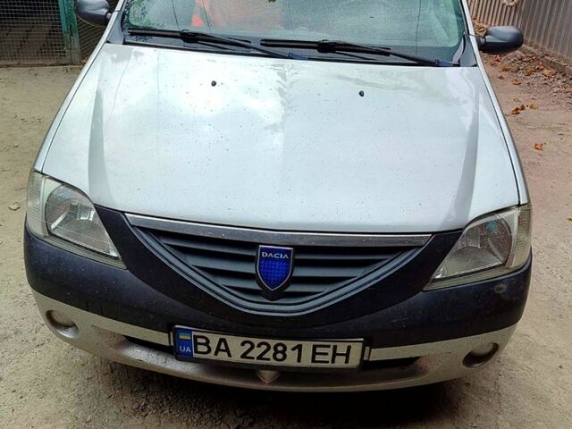 Серый Дачия Логан, объемом двигателя 1.4 л и пробегом 250 тыс. км за 4000 $, фото 1 на Automoto.ua