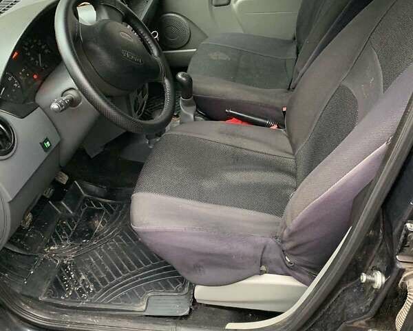 Серый Дачия Логан, объемом двигателя 1.4 л и пробегом 270 тыс. км за 4350 $, фото 1 на Automoto.ua