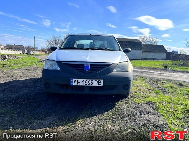 Серый Дачия Логан, объемом двигателя 1.4 л и пробегом 390 тыс. км за 2300 $, фото 1 на Automoto.ua
