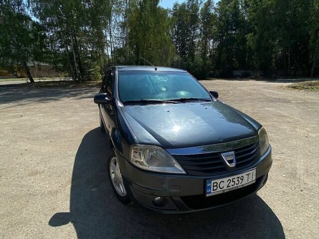 Серый Дачия Логан, объемом двигателя 1.6 л и пробегом 272 тыс. км за 2900 $, фото 1 на Automoto.ua