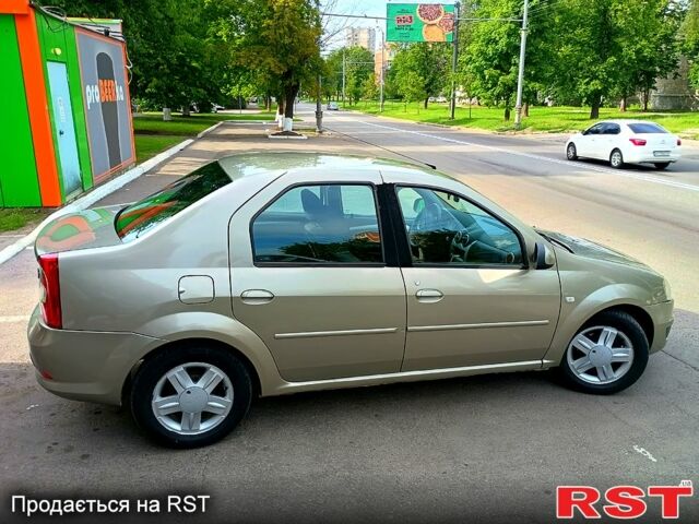 Серый Дачия Логан, объемом двигателя 1.6 л и пробегом 153 тыс. км за 4500 $, фото 1 на Automoto.ua