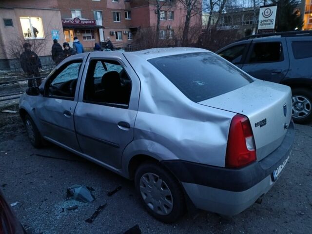 Серый Дачия Логан, объемом двигателя 0 л и пробегом 127 тыс. км за 2100 $, фото 1 на Automoto.ua