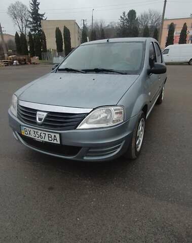 Серый Дачия Логан, объемом двигателя 1.6 л и пробегом 251 тыс. км за 4500 $, фото 1 на Automoto.ua