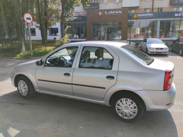 Серый Дачия Логан, объемом двигателя 1.4 л и пробегом 114 тыс. км за 5500 $, фото 1 на Automoto.ua