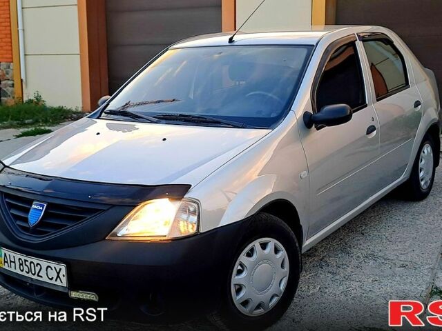 Серый Дачия Логан, объемом двигателя 1.4 л и пробегом 204 тыс. км за 3500 $, фото 1 на Automoto.ua