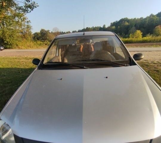 Сірий Дачія Logan, об'ємом двигуна 1.4 л та пробігом 35 тис. км за 4999 $, фото 1 на Automoto.ua