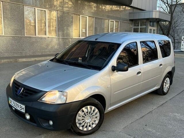 Серый Дачия Логан, объемом двигателя 1.6 л и пробегом 172 тыс. км за 4600 $, фото 1 на Automoto.ua