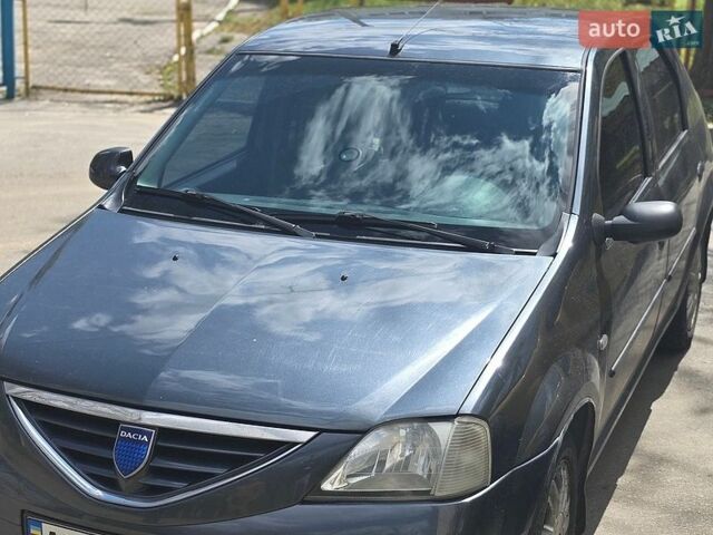 Серый Дачия Логан, объемом двигателя 1.6 л и пробегом 218 тыс. км за 3800 $, фото 1 на Automoto.ua