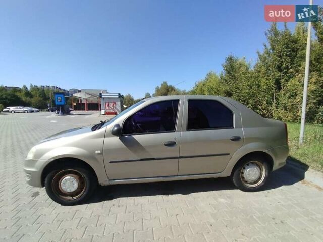 Серый Дачия Логан, объемом двигателя 1.4 л и пробегом 142 тыс. км за 5000 $, фото 1 на Automoto.ua