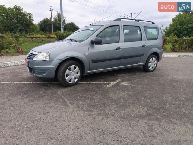 Серый Дачия Логан, объемом двигателя 1.6 л и пробегом 240 тыс. км за 4550 $, фото 1 на Automoto.ua