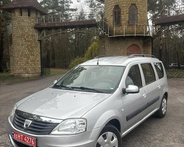 Сірий Дачія Logan, об'ємом двигуна 1.6 л та пробігом 130 тис. км за 6800 $, фото 1 на Automoto.ua