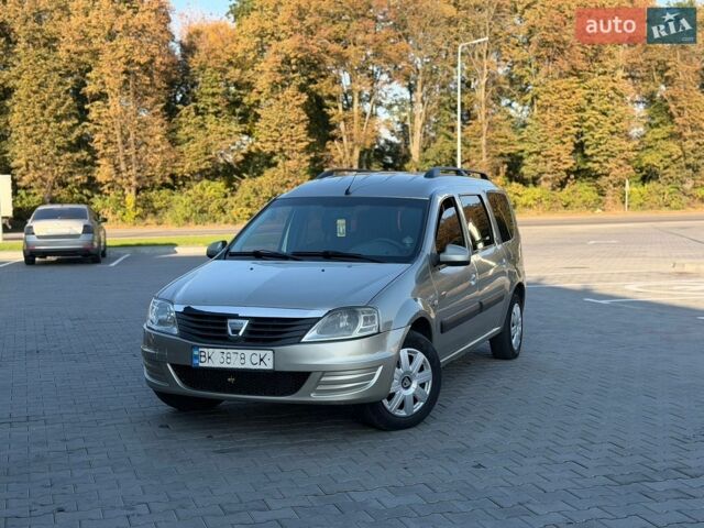 Серый Дачия Логан, объемом двигателя 1.5 л и пробегом 261 тыс. км за 4800 $, фото 1 на Automoto.ua