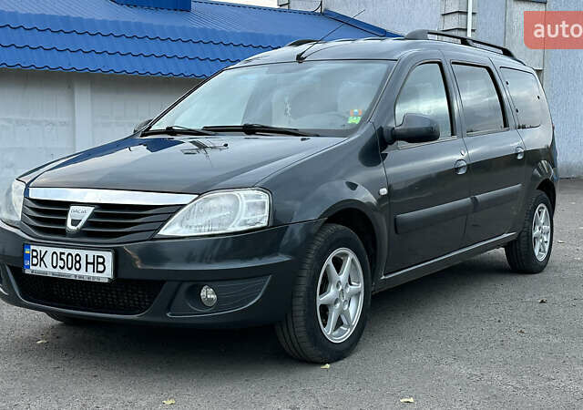 Серый Дачия Логан, объемом двигателя 1.5 л и пробегом 188 тыс. км за 6200 $, фото 1 на Automoto.ua