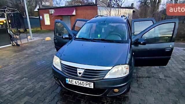 Сірий Дачія Logan, об'ємом двигуна 1.6 л та пробігом 220 тис. км за 6800 $, фото 1 на Automoto.ua