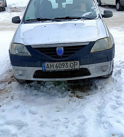 Серый Дачия Логан, объемом двигателя 1.6 л и пробегом 25800 тыс. км за 3500 $, фото 1 на Automoto.ua