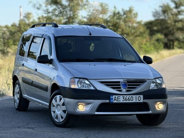 Серый Дачия Логан, объемом двигателя 1.6 л и пробегом 187 тыс. км за 5200 $, фото 1 на Automoto.ua