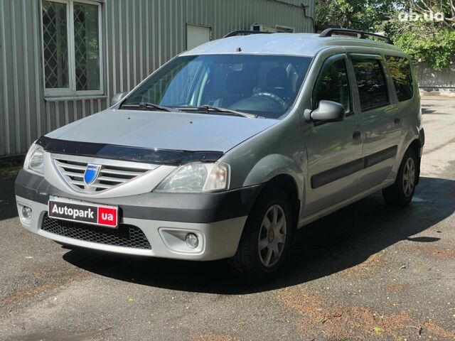 Серый Дачия Логан, объемом двигателя 1.6 л и пробегом 241 тыс. км за 4990 $, фото 1 на Automoto.ua