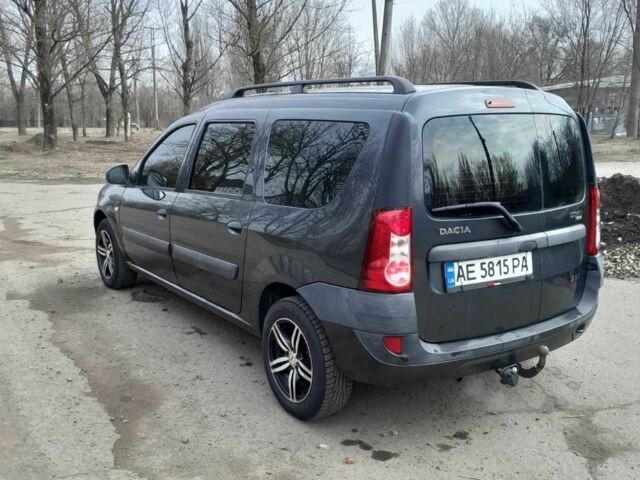 Серый Дачия Логан, объемом двигателя 1.6 л и пробегом 250 тыс. км за 6000 $, фото 1 на Automoto.ua