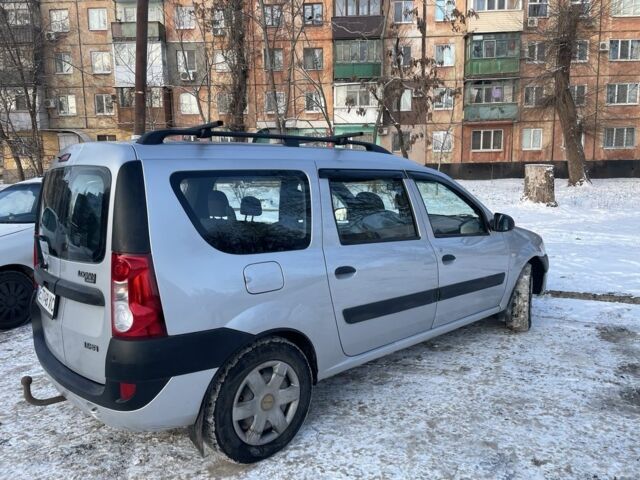 Серый Дачия Логан, объемом двигателя 1.6 л и пробегом 218 тыс. км за 5000 $, фото 1 на Automoto.ua