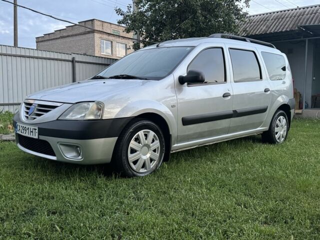 Серый Дачия Логан, объемом двигателя 1.6 л и пробегом 147 тыс. км за 5700 $, фото 1 на Automoto.ua