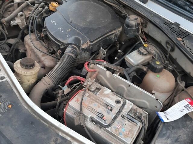 Сірий Дачія Logan, об'ємом двигуна 1.6 л та пробігом 160 тис. км за 3600 $, фото 1 на Automoto.ua