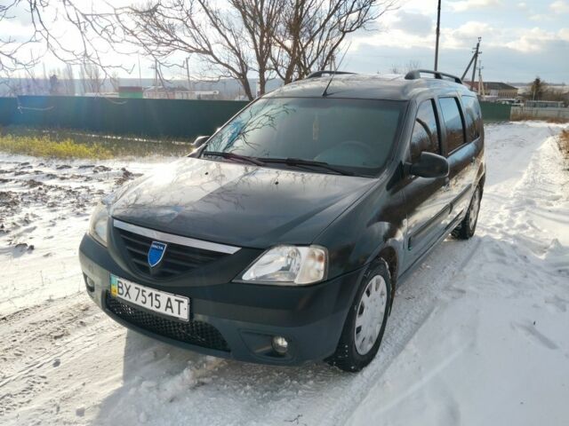 Серый Дачия Логан, объемом двигателя 1.6 л и пробегом 300 тыс. км за 3950 $, фото 1 на Automoto.ua