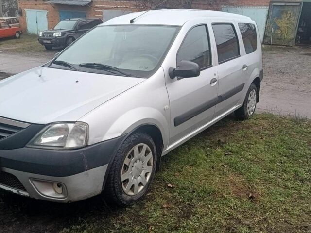 Серый Дачия Логан, объемом двигателя 1 л и пробегом 289 тыс. км за 4300 $, фото 1 на Automoto.ua