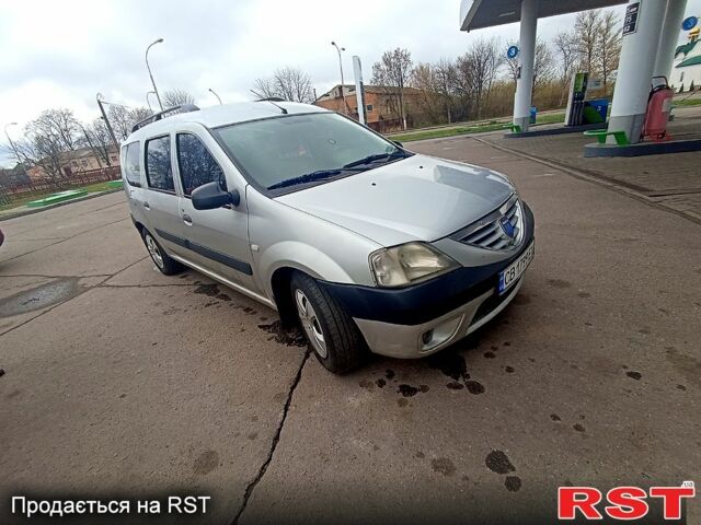 Серый Дачия Логан, объемом двигателя 1.6 л и пробегом 303 тыс. км за 4599 $, фото 1 на Automoto.ua