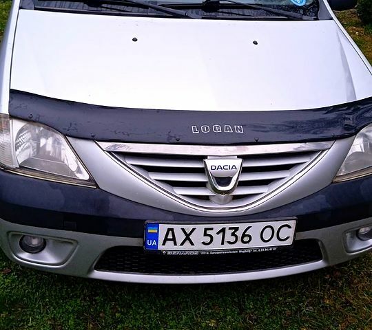 Серый Дачия Логан, объемом двигателя 1.6 л и пробегом 216 тыс. км за 5350 $, фото 1 на Automoto.ua