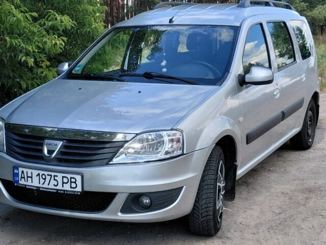 Серый Дачия Логан, объемом двигателя 1.6 л и пробегом 249 тыс. км за 5300 $, фото 1 на Automoto.ua