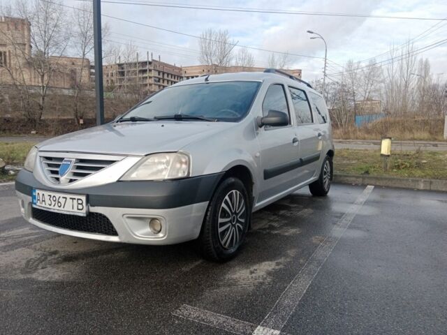 Серый Дачия Логан, объемом двигателя 1.6 л и пробегом 291 тыс. км за 3910 $, фото 1 на Automoto.ua