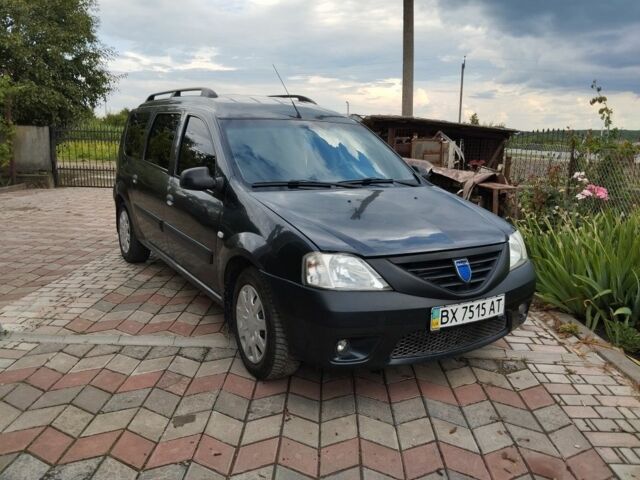 Серый Дачия Логан, объемом двигателя 1.6 л и пробегом 300 тыс. км за 4000 $, фото 1 на Automoto.ua