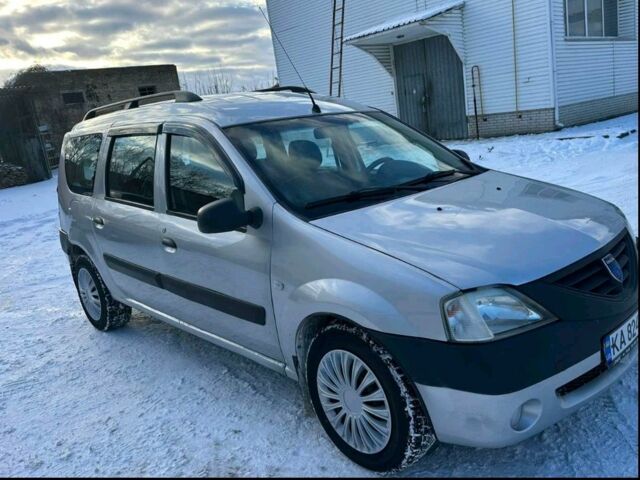Серый Дачия Логан, объемом двигателя 1.6 л и пробегом 290 тыс. км за 4350 $, фото 1 на Automoto.ua