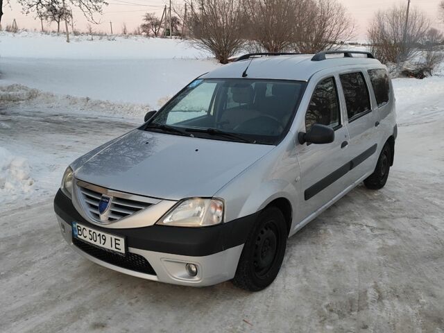 Сірий Дачія Logan, об'ємом двигуна 1.5 л та пробігом 330 тис. км за 3800 $, фото 1 на Automoto.ua