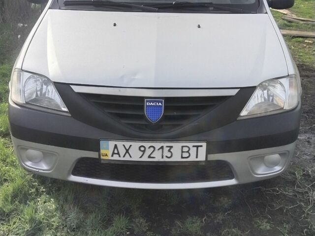 Серый Дачия Логан, объемом двигателя 1.6 л и пробегом 285 тыс. км за 2700 $, фото 1 на Automoto.ua