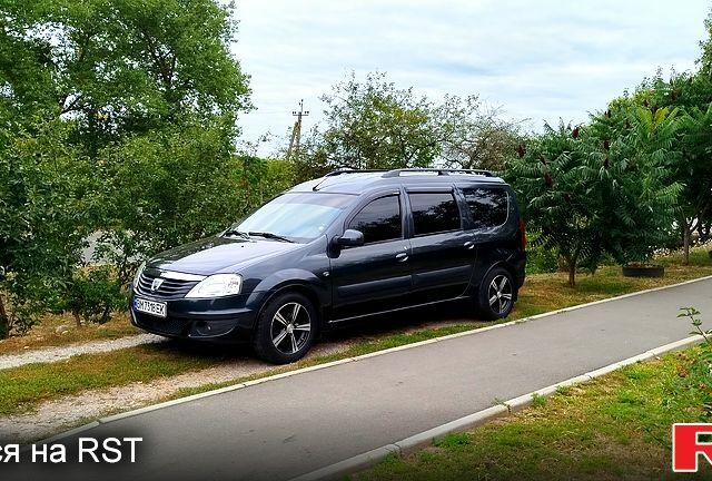 Серый Дачия Логан, объемом двигателя 1.6 л и пробегом 253 тыс. км за 6500 $, фото 1 на Automoto.ua