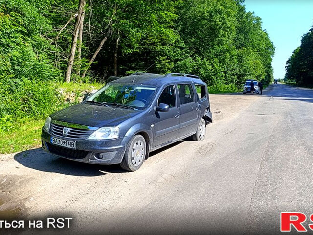 Серый Дачия Логан, объемом двигателя 1.6 л и пробегом 300 тыс. км за 2300 $, фото 1 на Automoto.ua