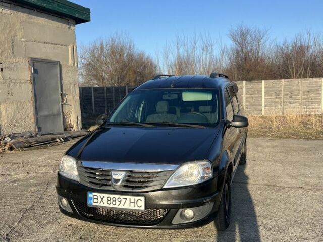 Серый Дачия Логан, объемом двигателя 1.6 л и пробегом 250 тыс. км за 3500 $, фото 1 на Automoto.ua