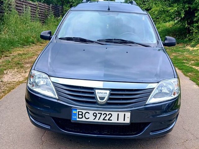 Серый Дачия Логан, объемом двигателя 1.6 л и пробегом 205 тыс. км за 5500 $, фото 1 на Automoto.ua