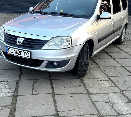 Серый Дачия Логан, объемом двигателя 1.6 л и пробегом 328 тыс. км за 5850 $, фото 1 на Automoto.ua