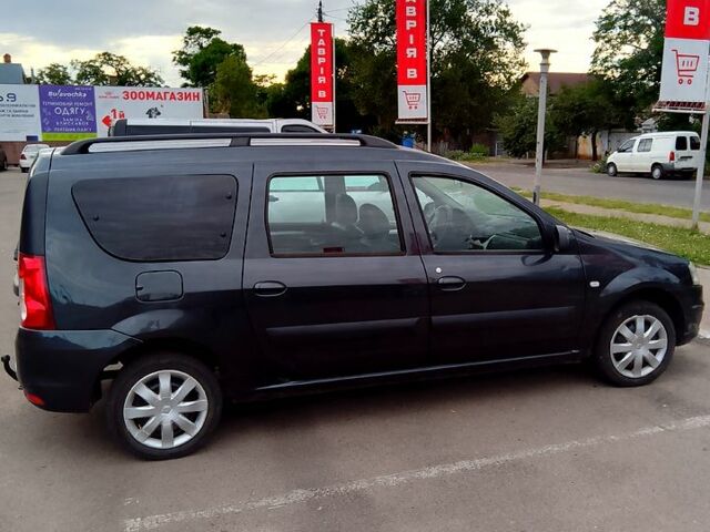 Серый Дачия Логан, объемом двигателя 1.5 л и пробегом 222 тыс. км за 5555 $, фото 1 на Automoto.ua