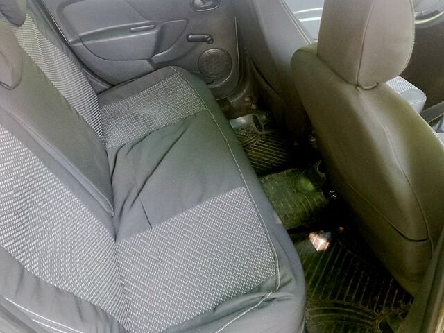 Серый Дачия Логан, объемом двигателя 1.5 л и пробегом 261 тыс. км за 7000 $, фото 1 на Automoto.ua