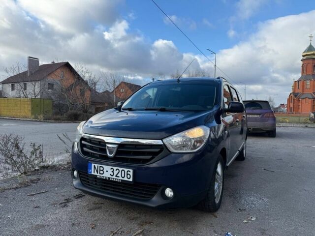 Синий Дачия Логан, объемом двигателя 1.6 л и пробегом 211 тыс. км за 4699 $, фото 1 на Automoto.ua