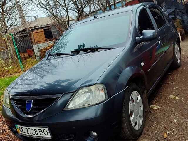 Синий Дачия Логан, объемом двигателя 1.6 л и пробегом 400 тыс. км за 3700 $, фото 1 на Automoto.ua
