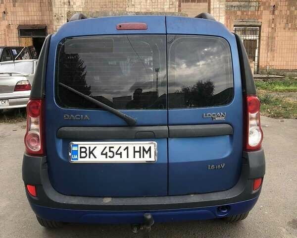 Синий Дачия Логан, объемом двигателя 1.6 л и пробегом 338 тыс. км за 4200 $, фото 1 на Automoto.ua