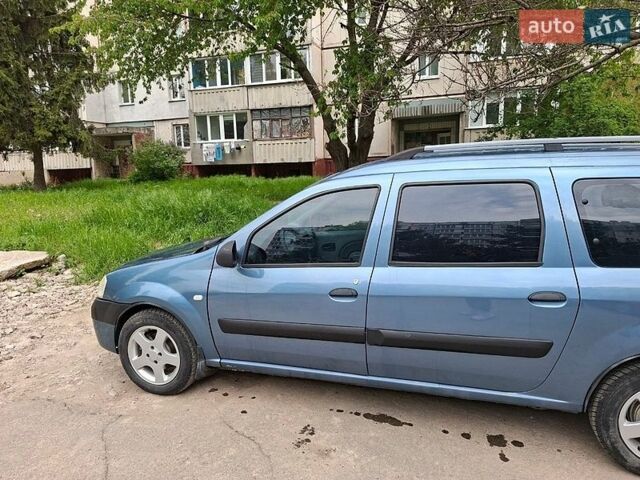 Синий Дачия Логан, объемом двигателя 1.6 л и пробегом 255 тыс. км за 4500 $, фото 1 на Automoto.ua