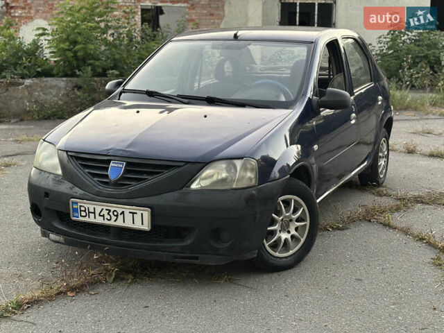 Синий Дачия Логан, объемом двигателя 1.39 л и пробегом 300 тыс. км за 2450 $, фото 1 на Automoto.ua